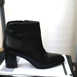 Franco Sarto short western boots